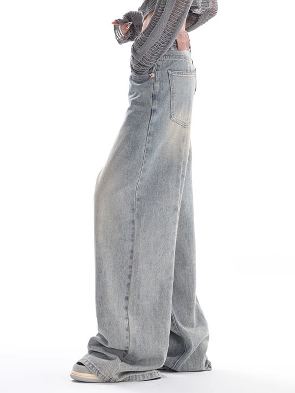 Vintage Light Wash High Rise Boyfriend Jeans-4
